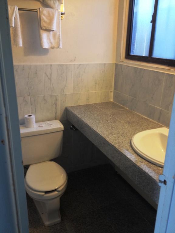 American Plaza Motel Londyn Zewnętrze zdjęcie