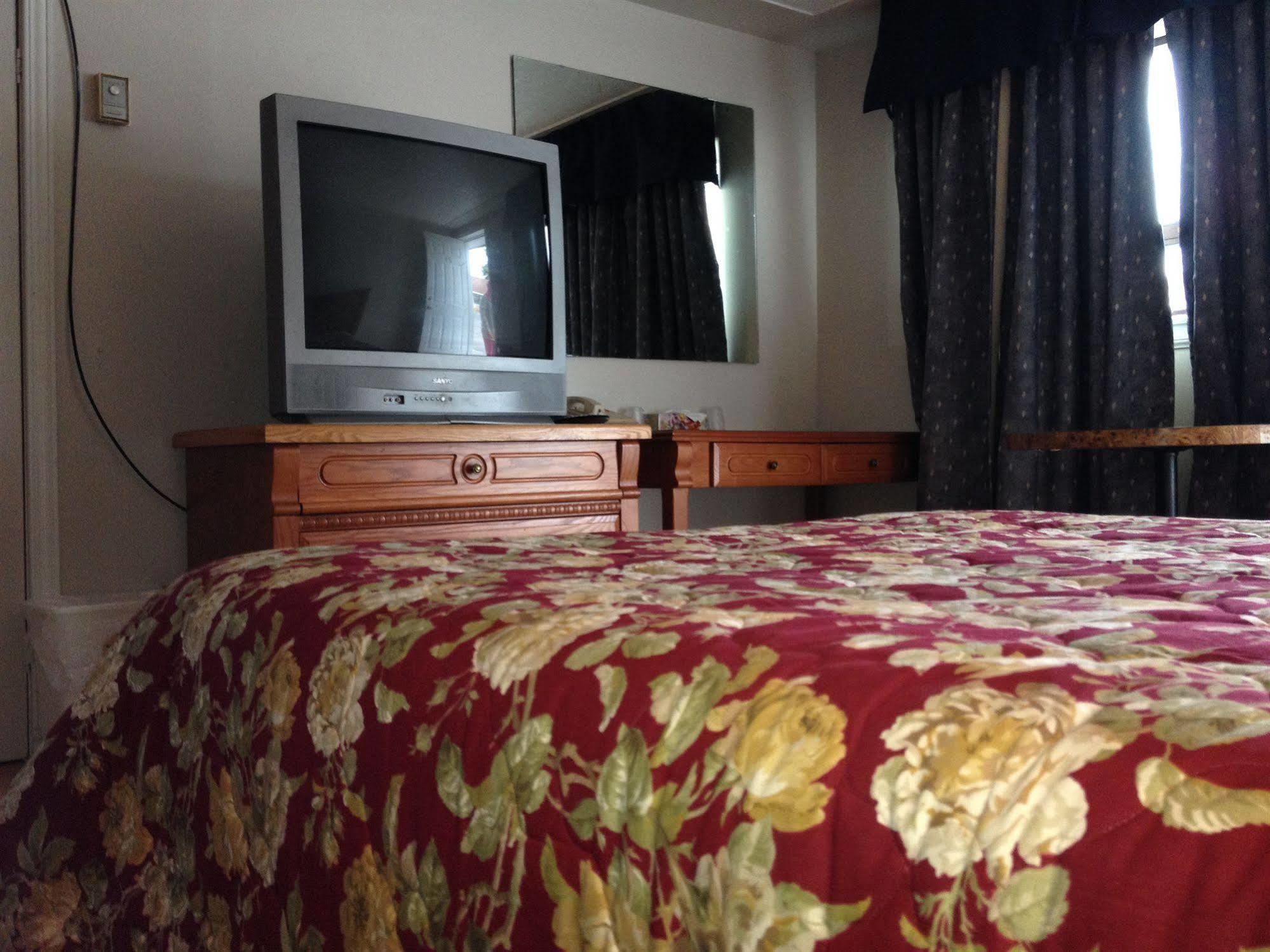 American Plaza Motel Londyn Zewnętrze zdjęcie