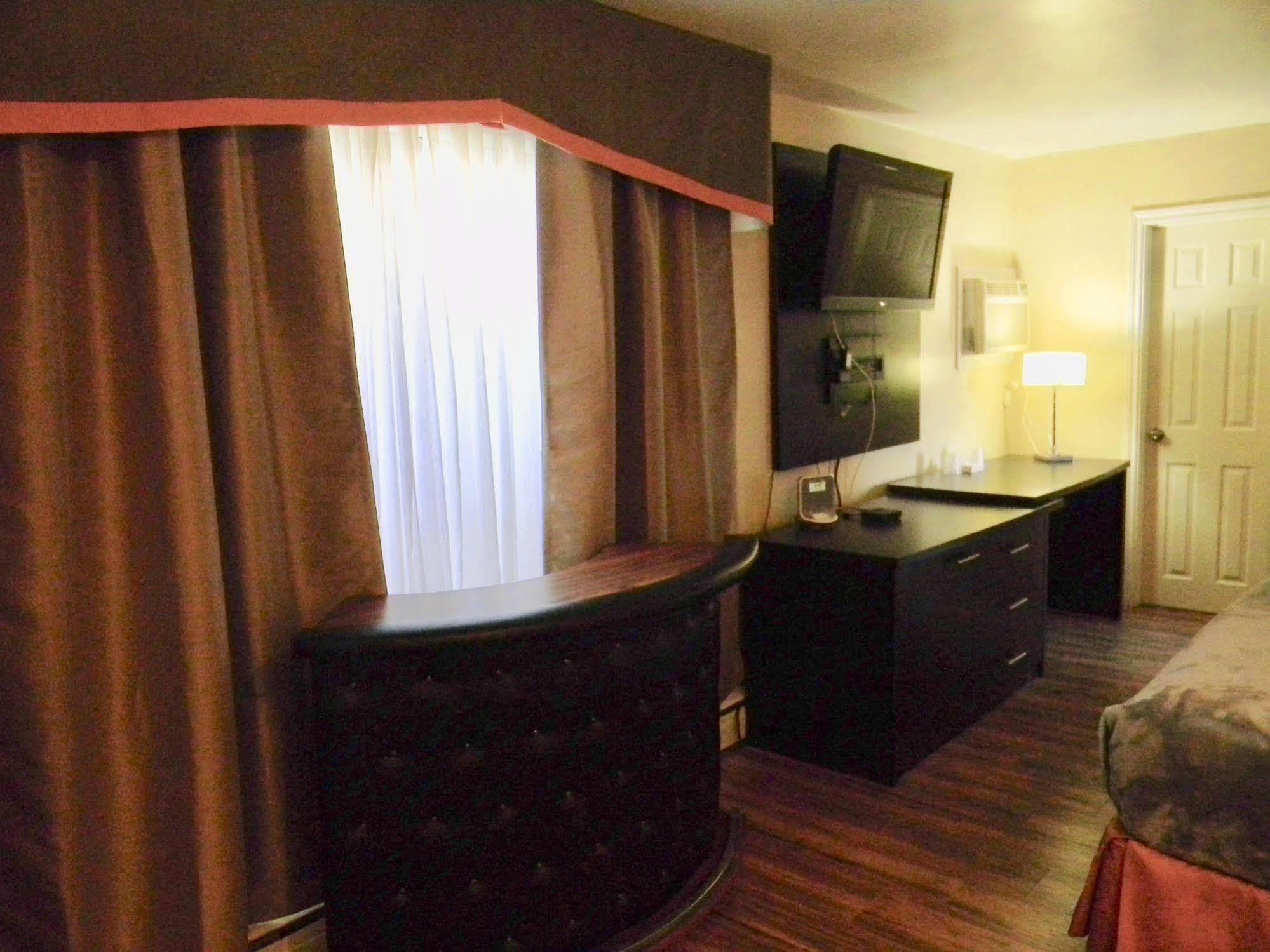 American Plaza Motel Londyn Zewnętrze zdjęcie